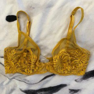 Lonely Lena Bra - 32D - Yellow